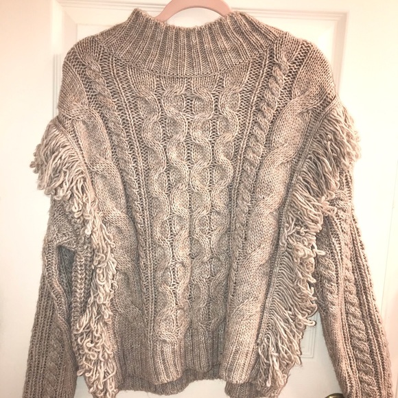 Cable fringe sweater - Picture 2 of 3